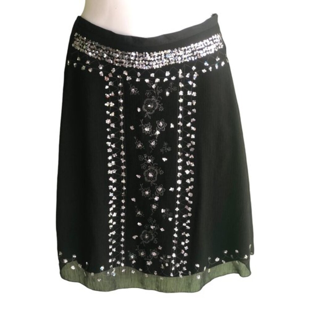 black mid-length skirt lined and‎  silver sequin M
